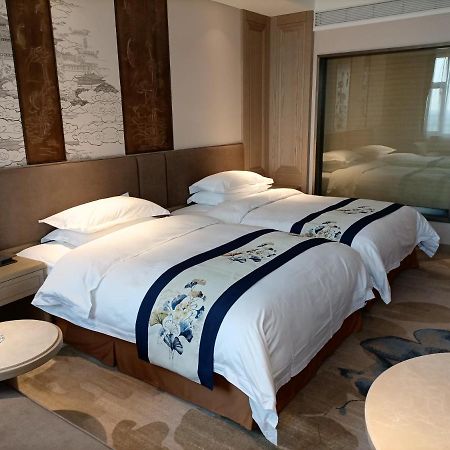 Baoying Jinling Hotel エクステリア 写真